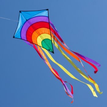 Einleiner-Drachen - Rainbow Eddy BLUE - für Kinder ab 3 Jahren - Abmessung: 65x74cm - inkl. 80m Drachenschnur und 8x105cm Streifenschwänze