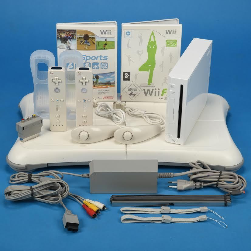 ? Nintendo Wii Konsole ?Wii Sports +Wii Fit  ?2x Remote  & 2x Nunchuck Neu ?