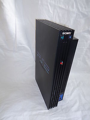 Playstation 2 (PS2)  original Play Station + 3 Spiele