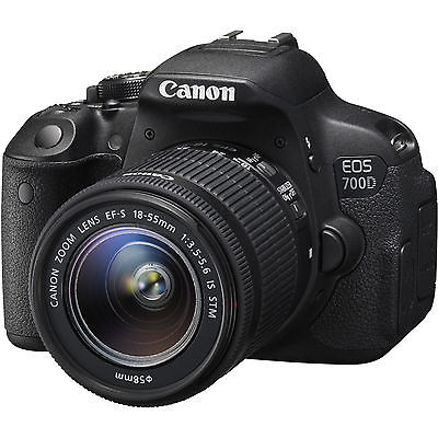 CANON EOS 700D Spiegelreflexkamera 18 Megapixel mit Objektiv 18-55 mm f/3.5-5.6,