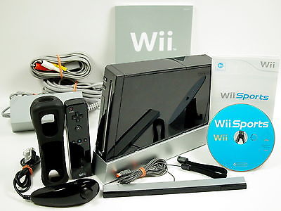 Nintendo Wii Komplettset: Konsole schwarz + Wii Sports Spiele #59037