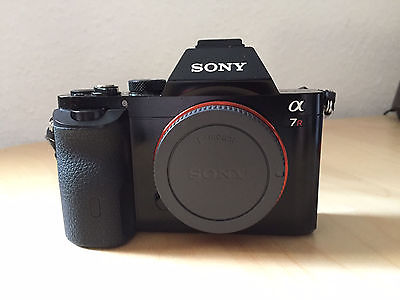 Sony Alpha ILCE-7R 36.4 MP Digitalkamera