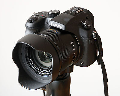 Panasonic LUMIX DMC-FZ1000 20.1MP Digitalkamera -  OVP