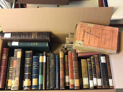 Konvolut ca. 50 Bücher/Brosc aus einer Klosterbibliothek meist vor 1900 s. Fotos