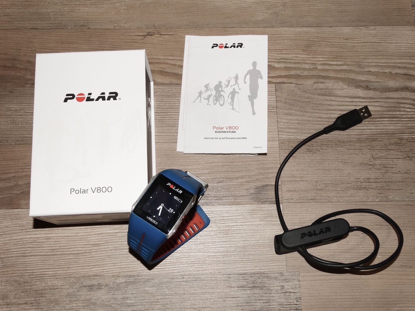 Polar V800 Sport Uhr Fitnessuhr GPS Blau Pulsuhr ohne HR7 Brustgurt Watch