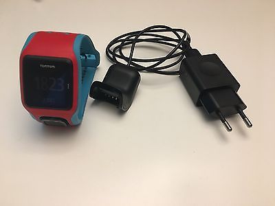 TomTom Runner 2 Cardio GPS Fitness Watch mit Pulsmesser am Handgelenk