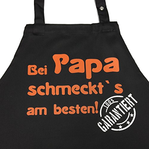 Bei PAPA schmeckt`s am besten! Garantiert! - Kochschürze, Latzschürze mit verstellbarem Nackenband und Seitentasche - Geschenk Papa Vater Mann