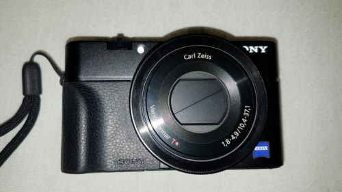 Sony Cyber-shot DSC-RX100 20.2 MP Digitalkamera - Schwarz Ovp wie neu 