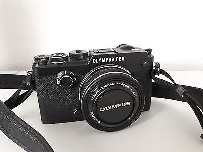 Olympus PEN-F Kit (inkl. M.Zuiko Digital Objektiv 14-42 mm) wie NEU/top Zustand