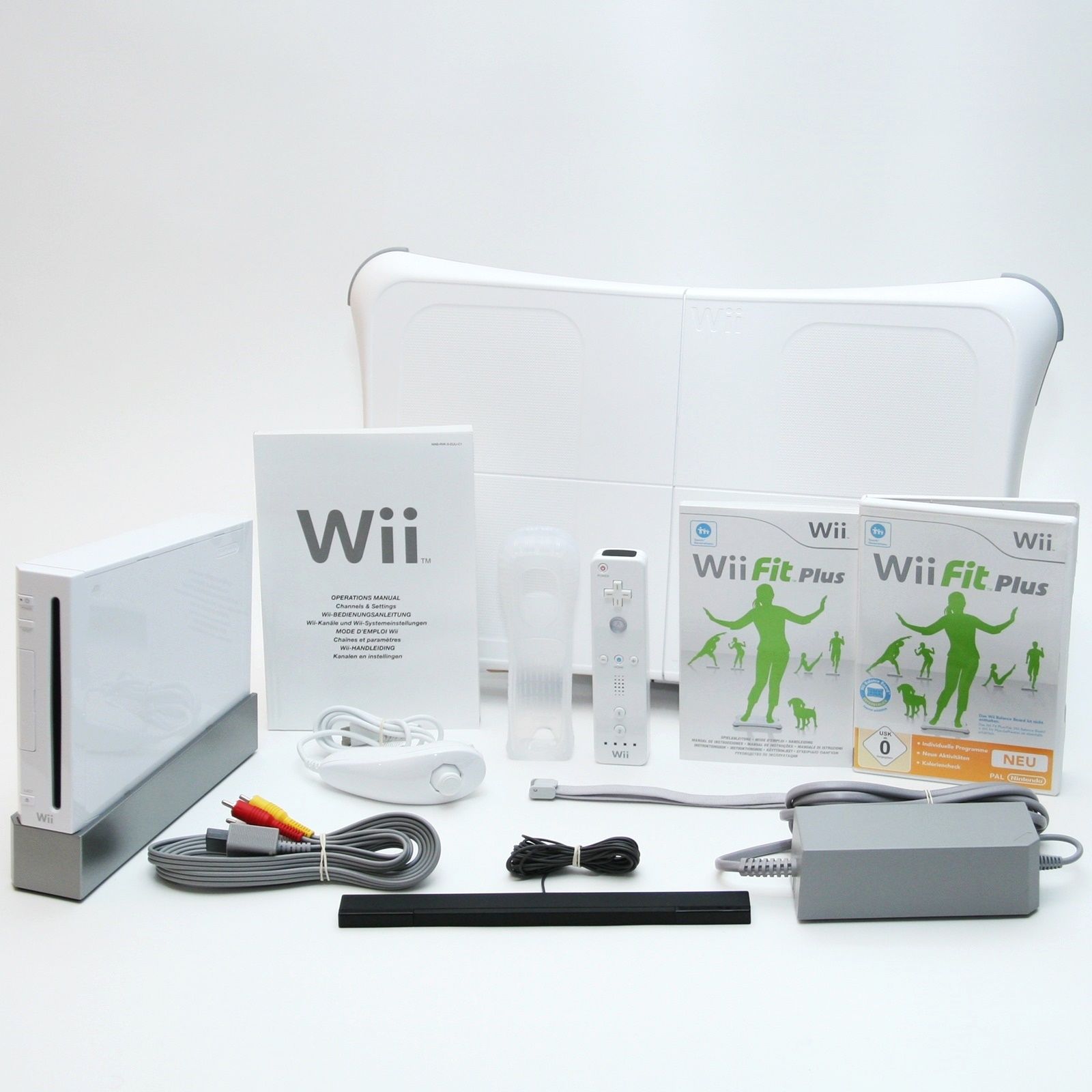 Nintendo Wii Fit Plus Spielkonsole + Balance Board | Komplettes Starterset Weiß