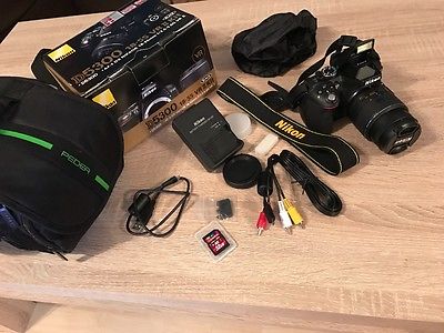 Nikon D5300 18-55 VR II Kit black Spiegelreflex Digitalkam Kamera SD Karte 32 GB