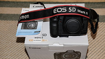 Canon EOS 5D Mark II 21,1 MP Digitalkamera - Schwarz Nur Gehäuse