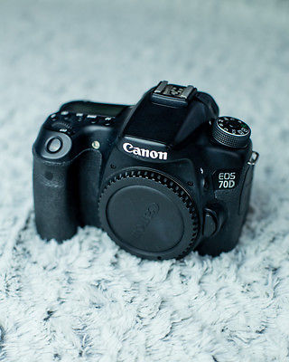 Canon EOS 70D 20.2 MP SLR-Digitalkamera - Schwarz (Nur Gehäuse) Top Zustand OVP