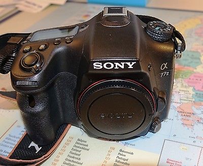 Sony Alpha77II  ILCA77M2 24,3 MP Digitalkamera- Garantierep im Dez16