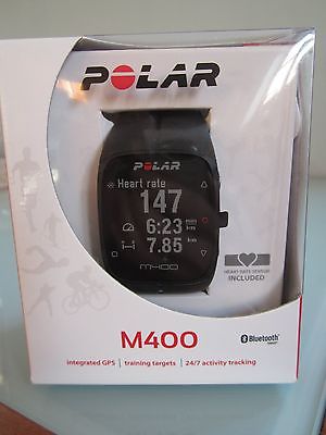 Polar M400 GPS Laufuhr, schwarz, 1x getragen, wie ladenneu !!! absolut top !!!