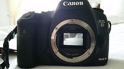 Canon EOS 5D Mark III 22.3MP Digitalkamera (Nur Gehäuse) ca. 13500 Auslösungen