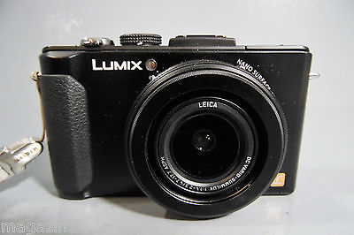 LUMIX DMC-LX7 - Digitalkamera mit Zubehörpaket - in gutem Zustand - schwarz