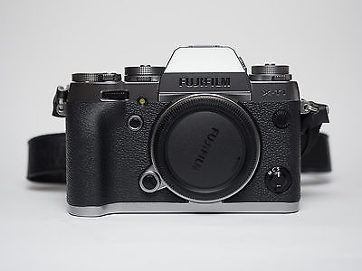 Fujifilm X Series X-T1 16.3MP Digitalkamera - Silber / GS Edition (Nur Gehäuse)