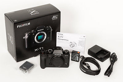 Fujifilm X-T1 Systemkamera + Miniblitz + OVP + guter Zustand + wenig benutzt 