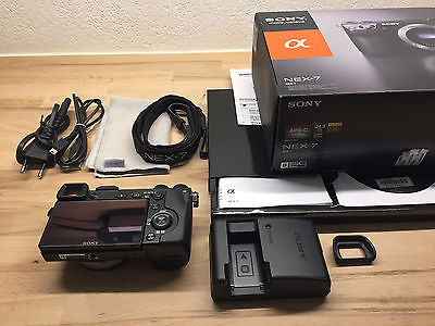 Sony Alpha NEX-7 24.3MP Digitalkamera - Schwarz (Nur Gehäuse)