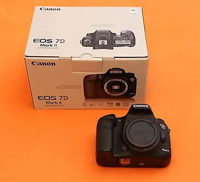 Canon EOS 7D Mark II 20.2MP Digitalkamera -Body