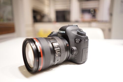Canon EOS 6D mit EF 24-105mm f/4.0L & Batteriegriff