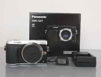 Panasonic LUMIX DMC-GX7 16.0MP Digitalkamera - Silber (Nur Gehäuse)