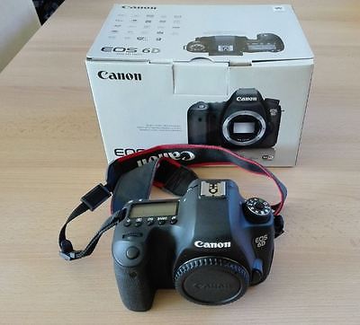 Canon EOS 6D neuwertig  3.885 Auslösungen mit Canon EF 17-40mm f/4L USM  OVP