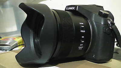 Panasonic LUMIX DMC-FZ1000 20.1 MP Digitalkamera  4k, Top Zustand