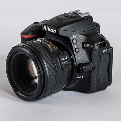Nikon D5500, fast neu + 1, 5 Jahre Hersteller-Garantie! Topzustand!