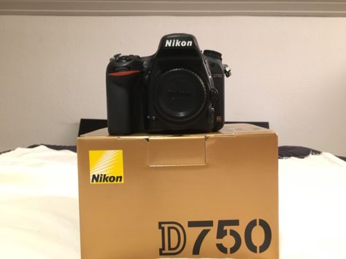 Nikon D750 Body Kameragehäuse Topzustand 9000 Klicks wie neu