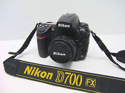 NIKON D700 mit AF Nikkor 1:1.8D/50mm Digitalkamera