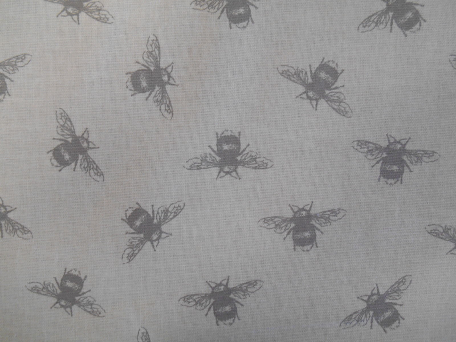 NEW Fryett's Bees Linen 100% Cotton Curtain Upholstery Craft Fabric 