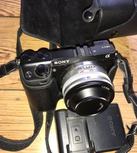 Sony Alpha NEX-7 24.3 MP Digitalkamera - Schwarz  mit SLR-Magic 28 mm f 2.8