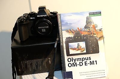Olympus OM-D E-M1 16.0MP Digitalkamera - Schwarz (Nur Gehäuse) 4790 Auslösungen 