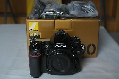 Nikon D7200 SLR-Digitalkamera - nur Kameragehäuse - schwarz 