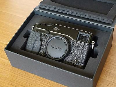 Fujifilm X series X-Pro 1 16.3MP Digitalkamera - Schwarz (Nur Gehäuse)
