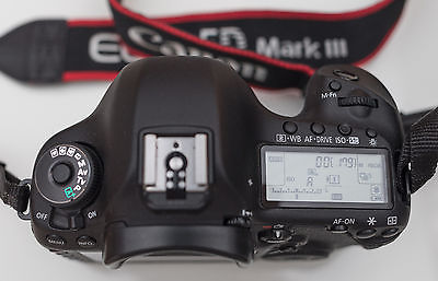 Canon EOS 5D Mark III Body, wie neu, nur 5.677 Auslösungen! ovp., m. kompl. Zub.