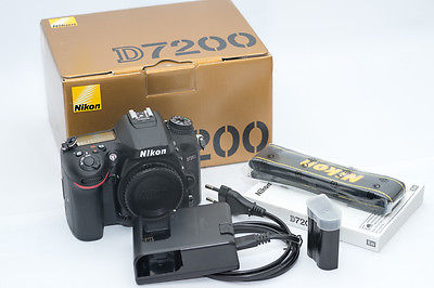 Nikon D7200 Digitalkamera 24 MP *** sehr guter Zustand *** nur 1703 Auslösungen 