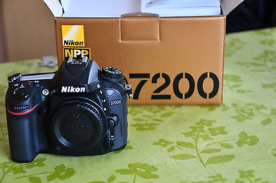 Nikon D7200 mit ca. 1.450 Auslösungen und 1 Jahr Garantie