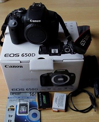Canon EOS 650D 18.0 MP SLR-Digitalkamera, Body. Nur 6133 Auslösungen! 