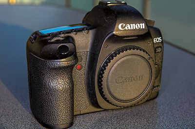 Canon EOS 5D Mark II 21.1 MP DSLR MK 2 Body inkl. Batteriegriff