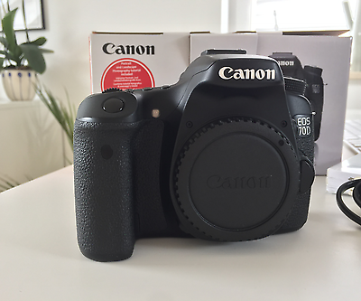 Canon EOS 70D 20.2 MP - nur Gehäuse - 7700 Auslösungen