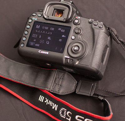 Canon EOS 5D Mark III 22.3MP SLR-Digitalkamera(Nur Gehäuse) - 20.286 Auslösungen