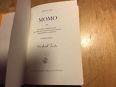 Signierte Momo Ausgabe, mit Autogramm und hist. Autogrammblatt Michael Ende