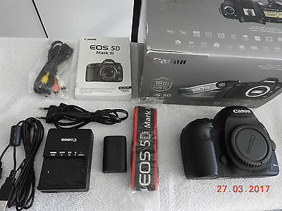 Canon EOS 5D Mark III 22.3 MP SLR-Digitalkamera - Schwarz 11 Monate Restgarantie