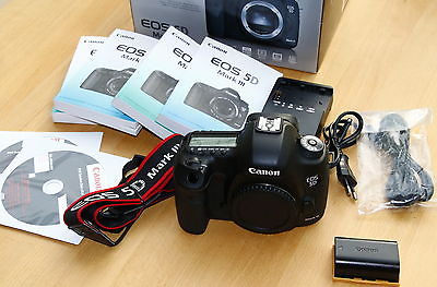 Canon EOS 5D Mark III 22,3MP  Spigelreflexkamera sehr guter Zustand