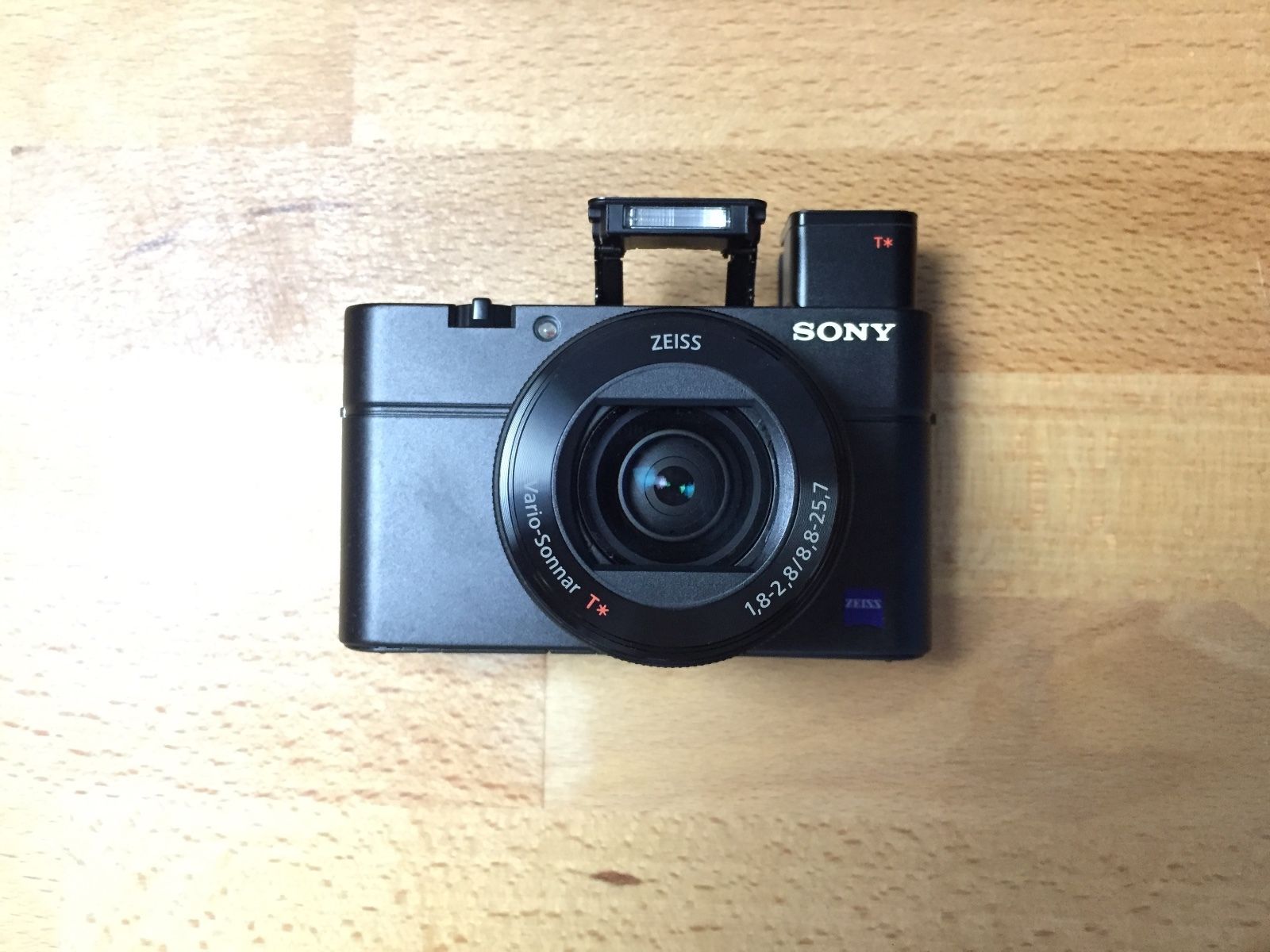 Sony Cybershot DSC RX100 IV Mark 4 Digitalkamera *wie neu* Zubehörpaket OVP 4K