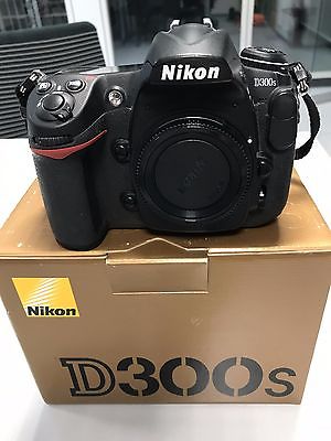 Nikon D300s Body, top Zustand (nur 15100 Auslösungen)