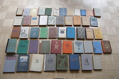 Bücherkiste mit 50 antiquarischen Büchern vor 1945